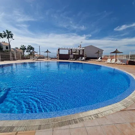 Apartmán Turrini With Sea View Terrace *